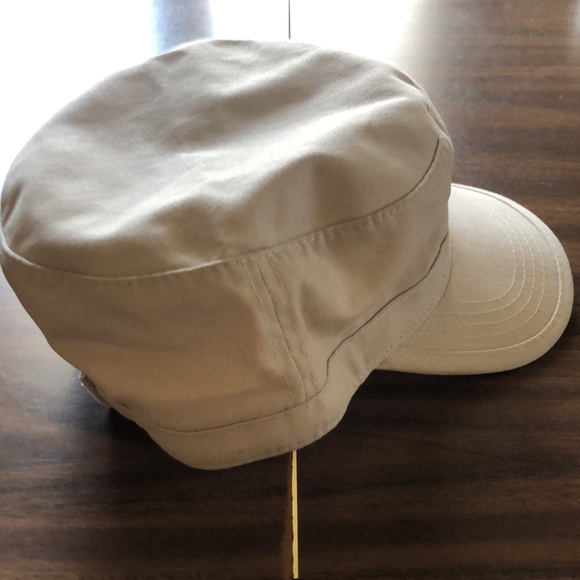 OBERMEYER HAT. BRAND NEW. ONE SIZE FITS MOST - Picture 4 of 7